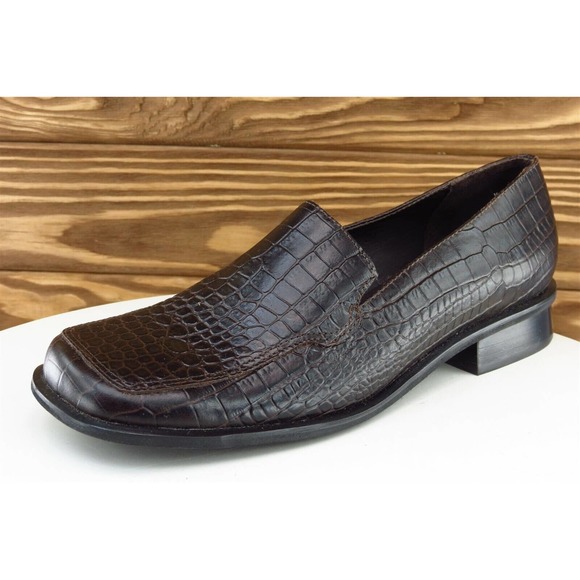 Eddie Bauer Size 7 M Brown Loafer Shoes‎ Leather Women - Picture 1 of 8